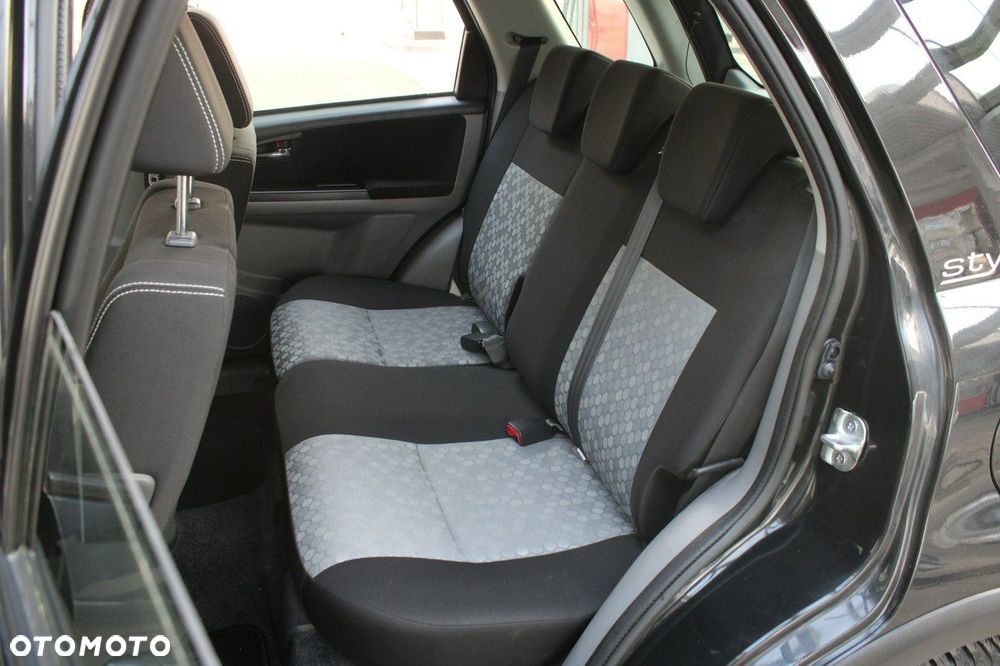 Suzuki SX4 Classic 1.6 VVT 4x4 Style - 13