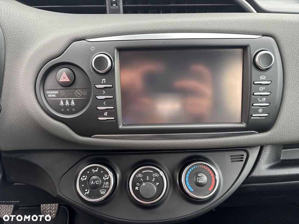 Toyota Yaris - 23