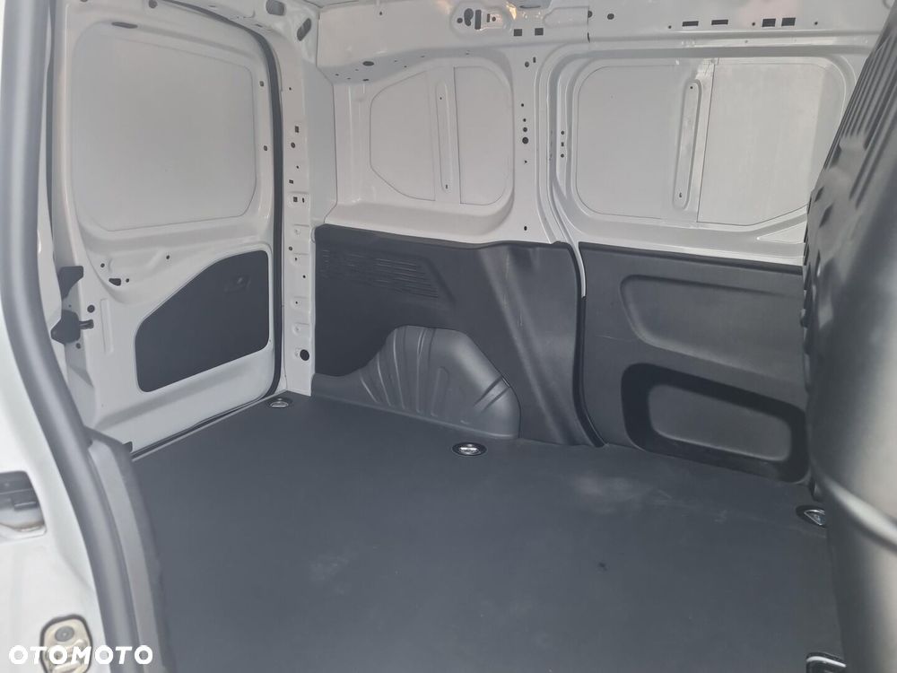 Toyota PROACE CITY - 11