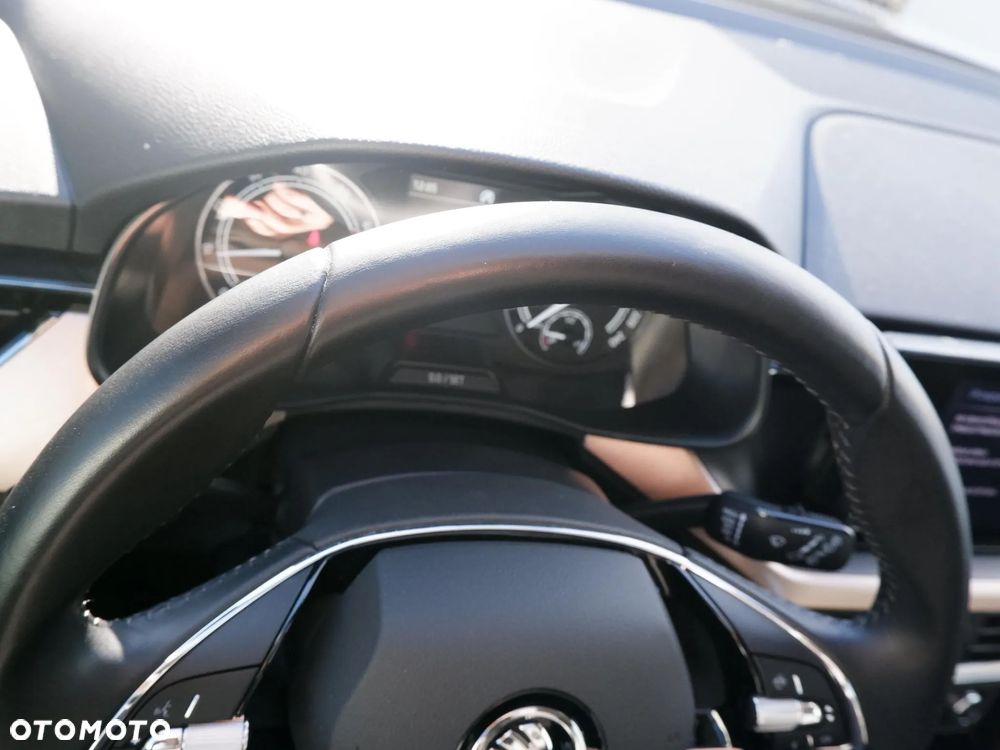 Skoda Kamiq 1.0 TSI Style - 28