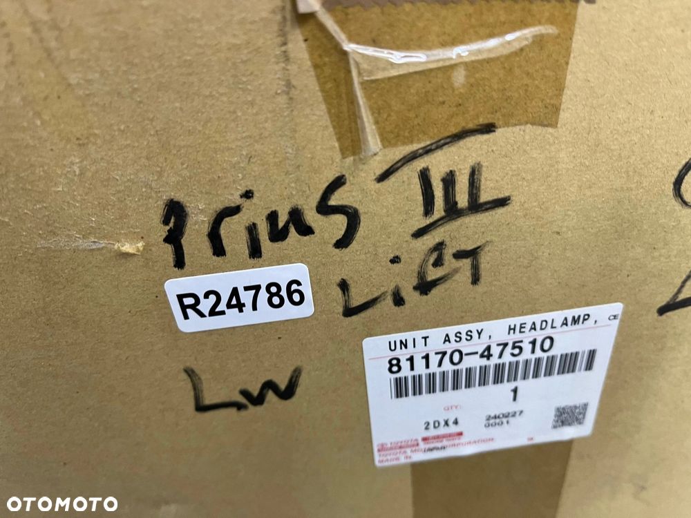 Lampa reflektor Toyota Prius 3 III Lift 12-16r. lewa przednia EU oryginał soczewka lewy przód 81170- - 18