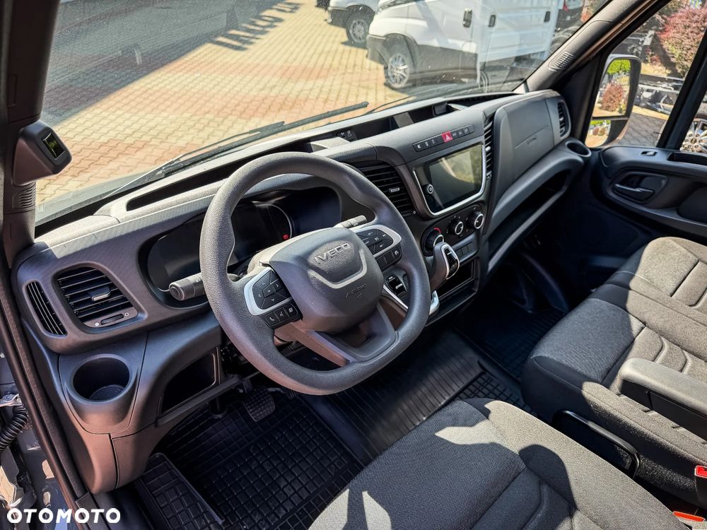 Iveco 35S16HA8V automat od ręki L3H2 - 23