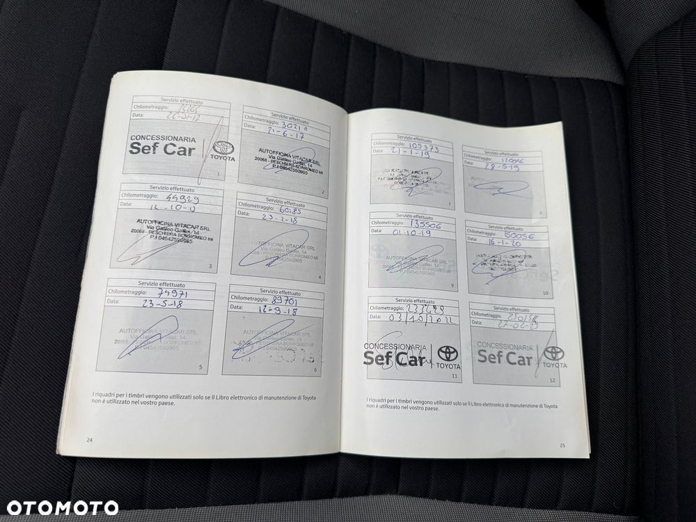 Toyota Auris Hybrid 135 Premium - 16