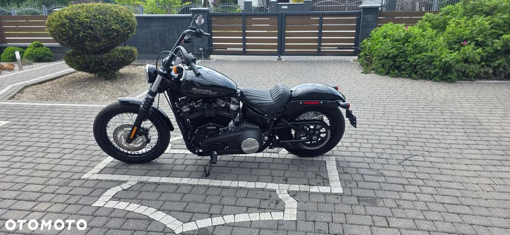 Harley-Davidson Softail Street Bob - 4