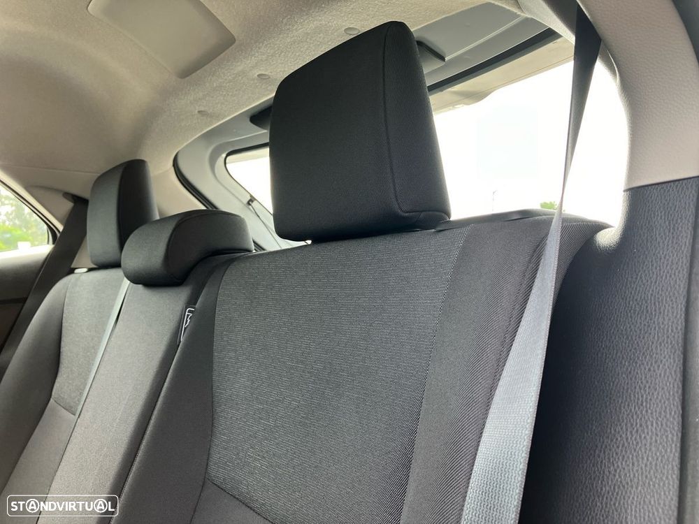 Toyota Yaris Cross 1.5 HDF Comfort - 24