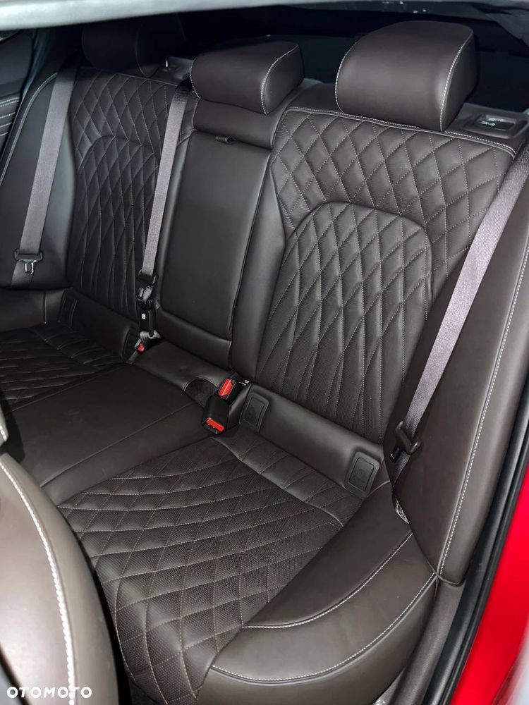 Kia Stinger 3.3 T-GDI V6 GT AWD - 39