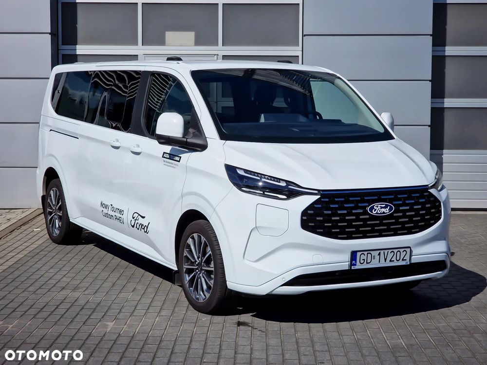 Ford Tourneo Custom 2.5 PHEV CVT 340 L2 Titanium X - 2