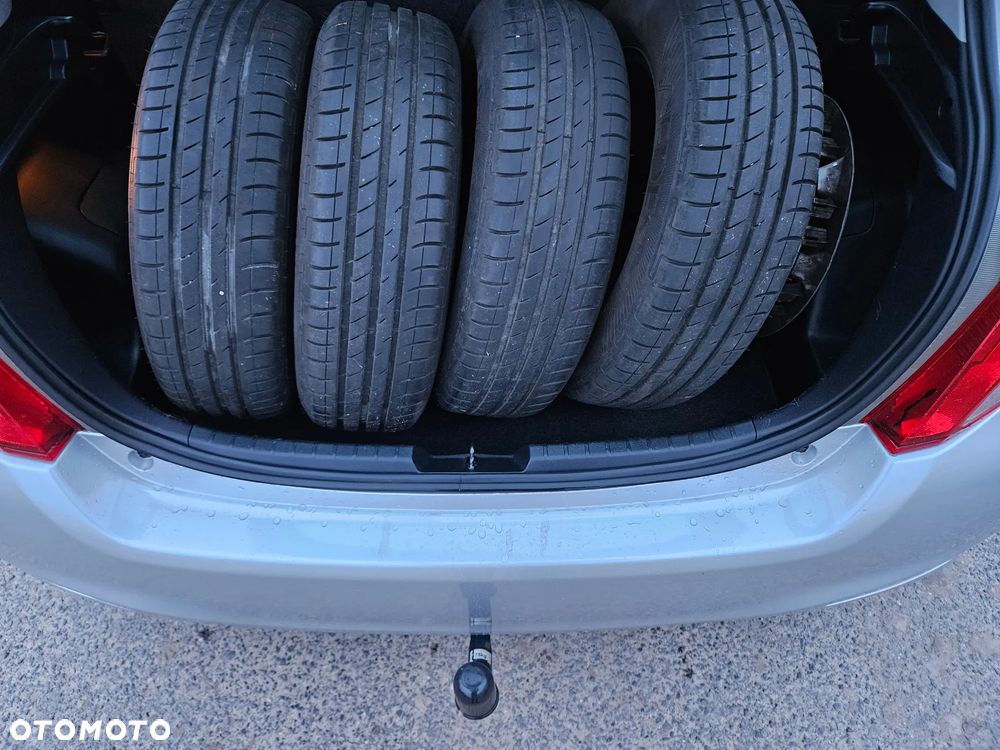 Toyota Yaris 1.0 VVT-i Life - 8