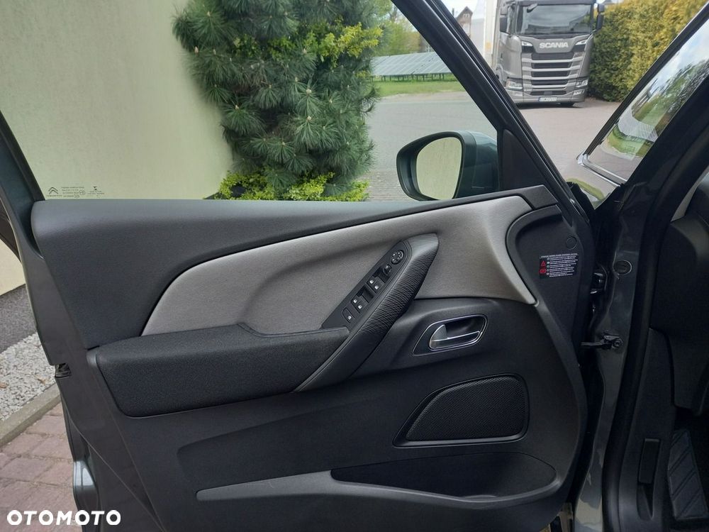 Citroën C4 Picasso THP 155 Exclusive - 29
