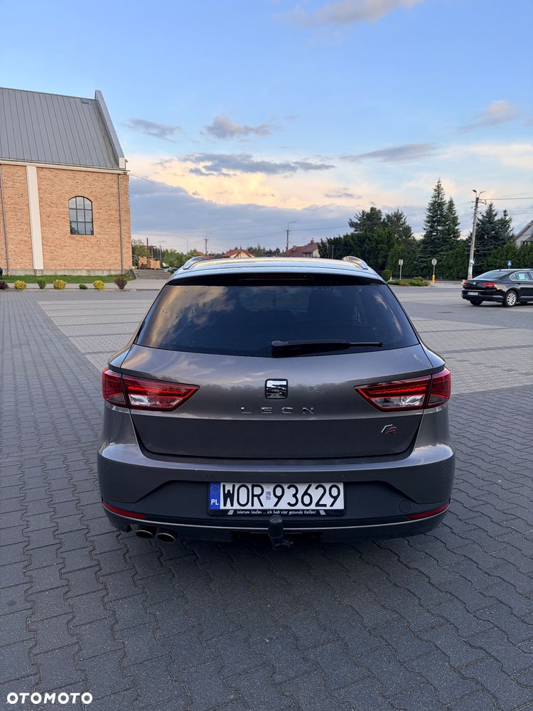 Seat Leon 2.0 TDI DPF Start&Stop DSG FR - 10