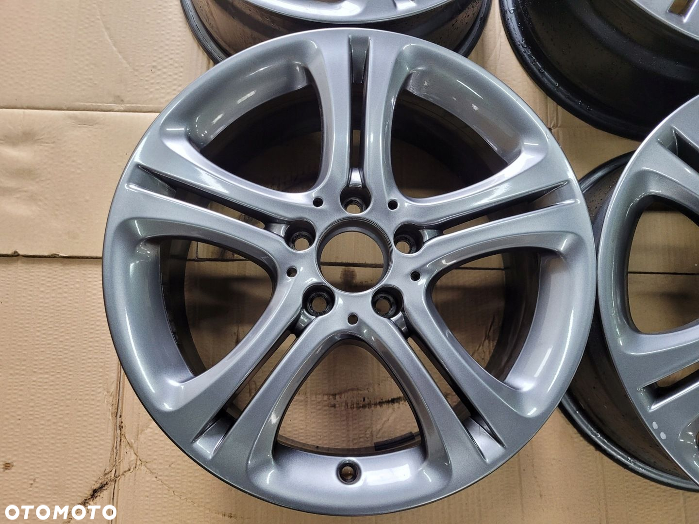 FELGI ALUMINIOWE 17 Mercedes-Benz A W176 B W246 CLA C117 7,5x17 ET52,5 - 4