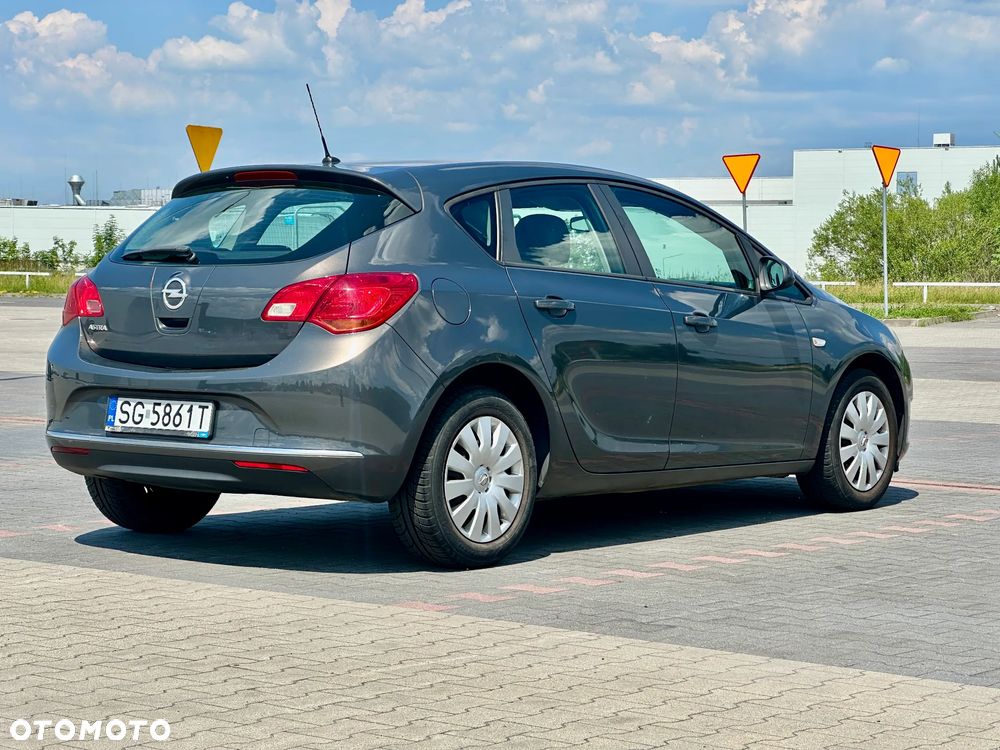 Opel Astra 1.4 Essentia - 8