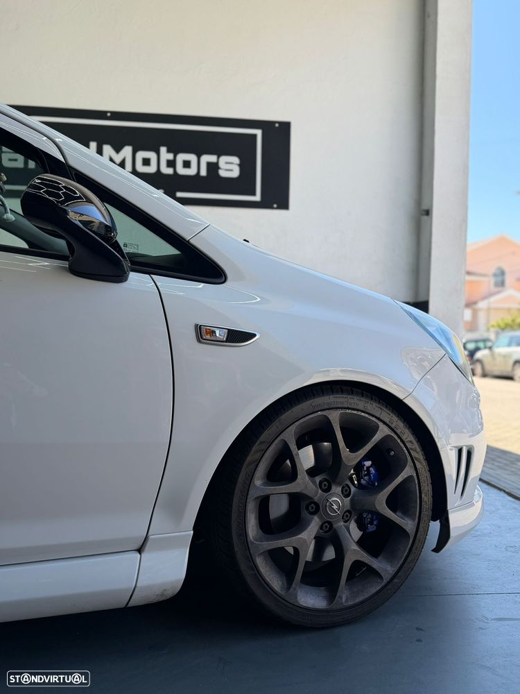 Opel Corsa 1.6 Turbo OPC - 6