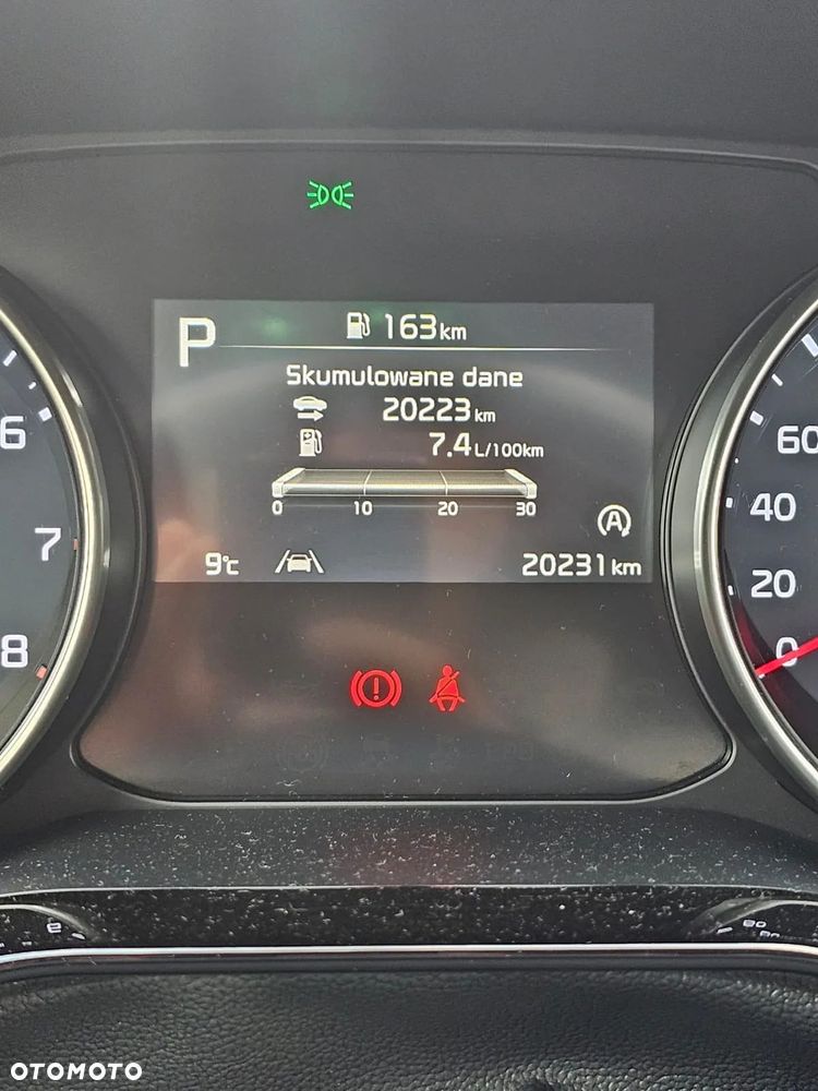 Kia Ceed 1.5 T-GDI Business Line DCT - 12