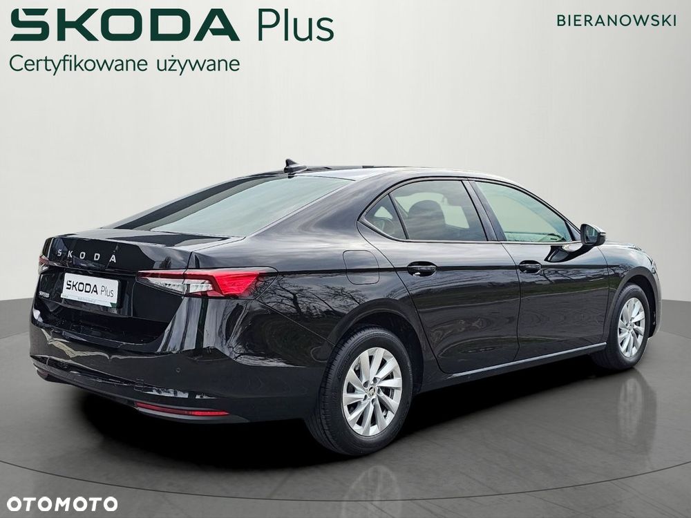 Skoda Superb 2.0 TDI SCR Essence DSG - 7