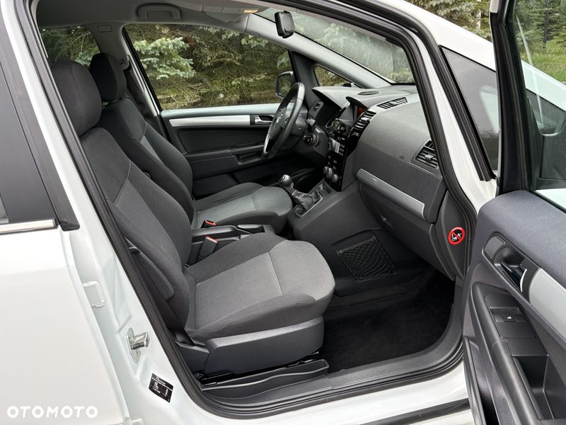 Opel Zafira 1.8 Design Edition - 11