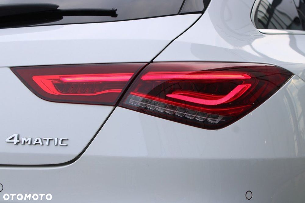 Mercedes-Benz CLA - 11