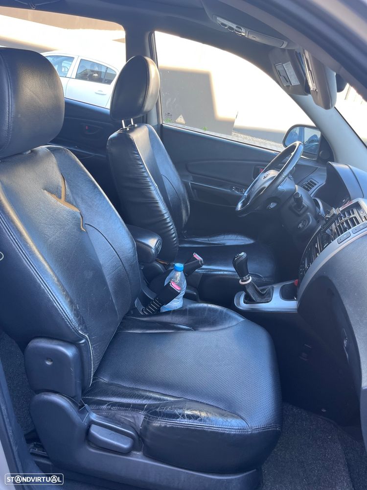 Hyundai Tucson 2.0 CRDi Confort 2WD - 7