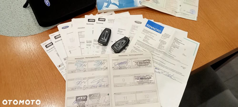 Ford S-Max 2.0 TDCi DPF Champions Edition - 29