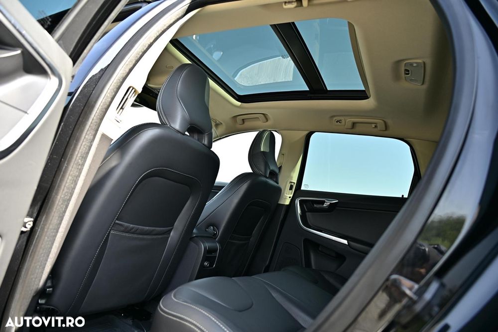 Volvo XC 60 D5 AWD Aut. RDesign - 8
