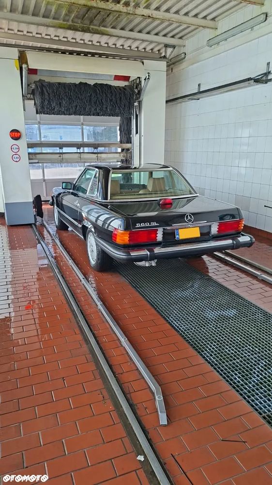 Mercedes-Benz SL - 9
