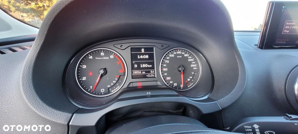 Audi A3 Sportback 1.2 TFSI Ambiente - 8