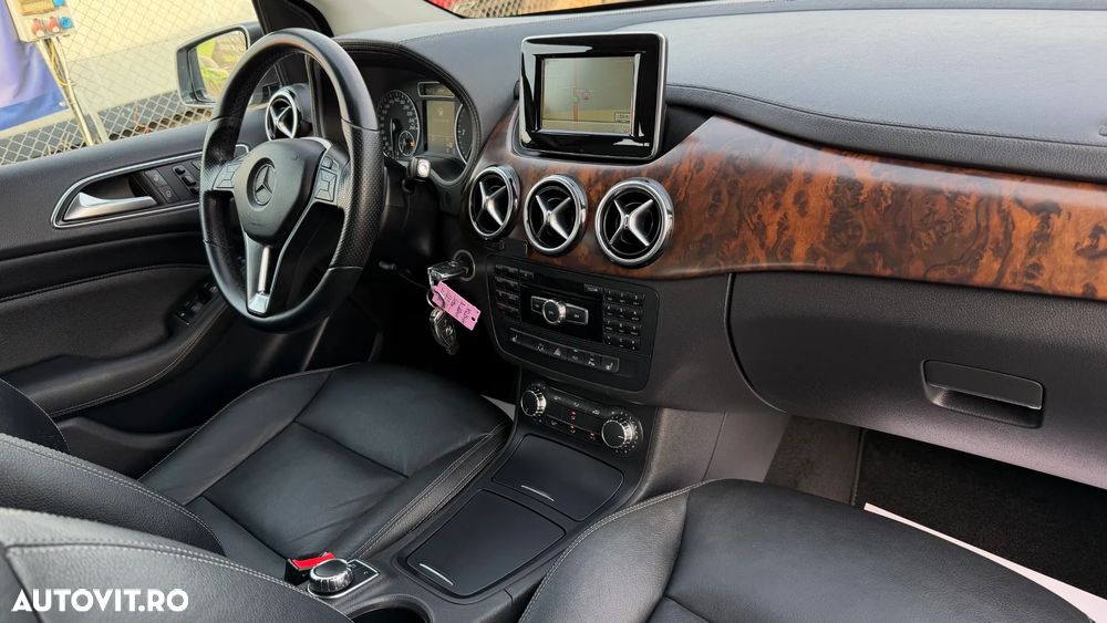 Mercedes-Benz B 180 CDI BlueEfficiency 7G-DCT - 23