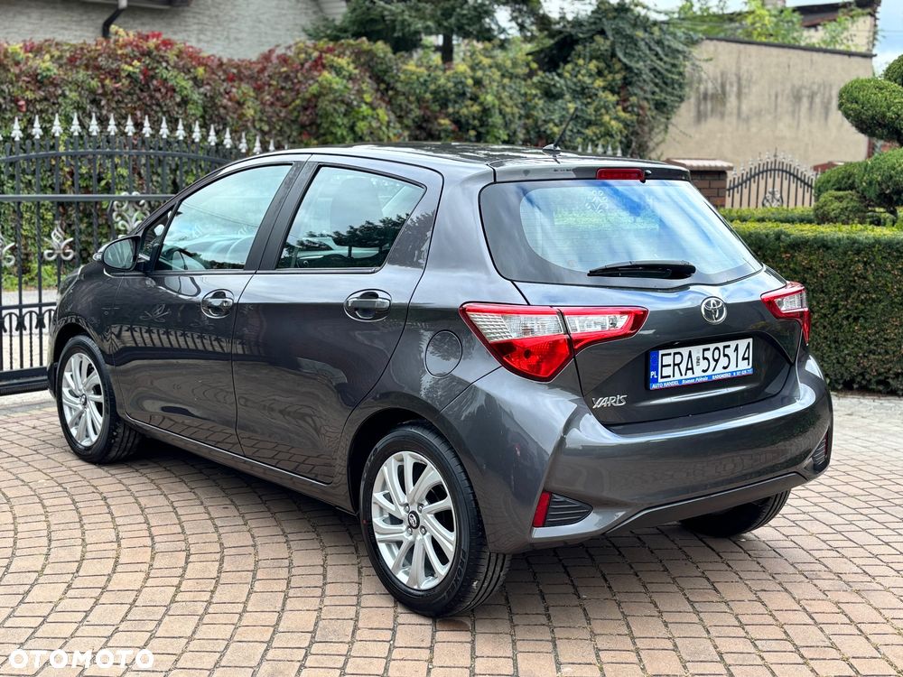 Toyota Yaris 1.5 Premium - 5