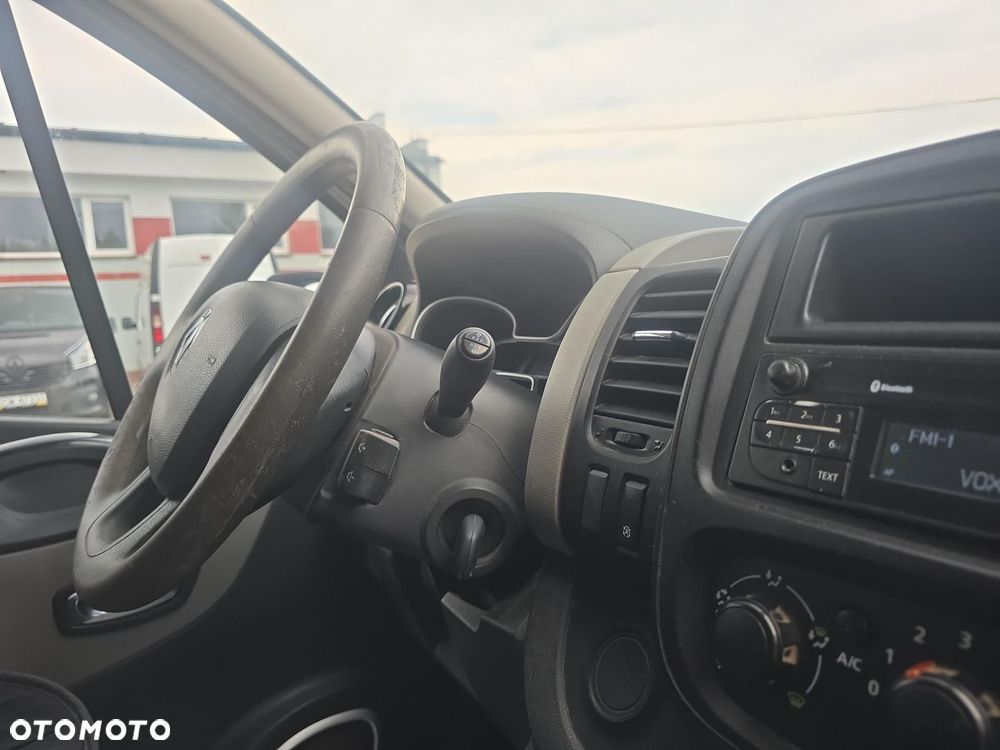 Renault trafic - 23