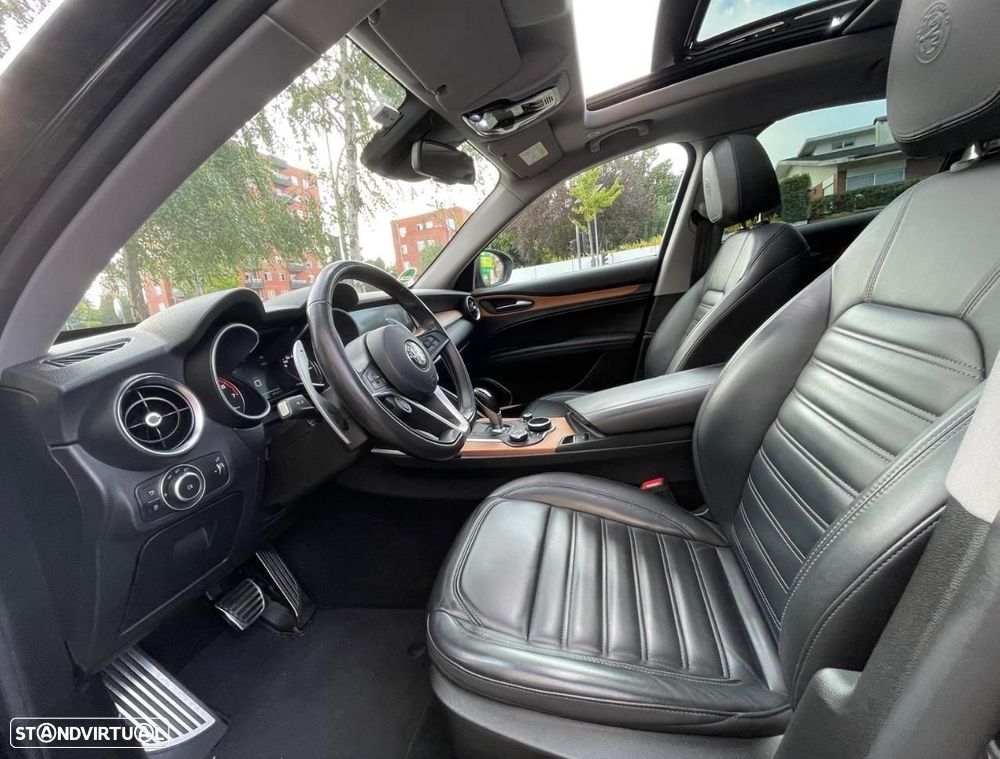 Alfa Romeo Stelvio 2.0 Turbo 16V AT8-Q4 First Edition - 14
