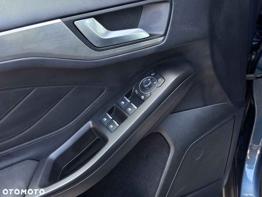 Ford Focus 1.0 EcoBoost mHEV Titanium X - 31