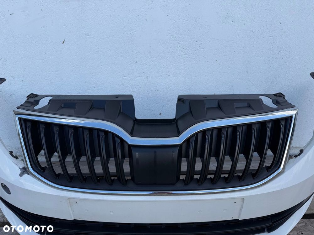 zderzak przód przedni skoda octavia iii 3 lift fl 5e0 2016- 5e0807221n oe - 4