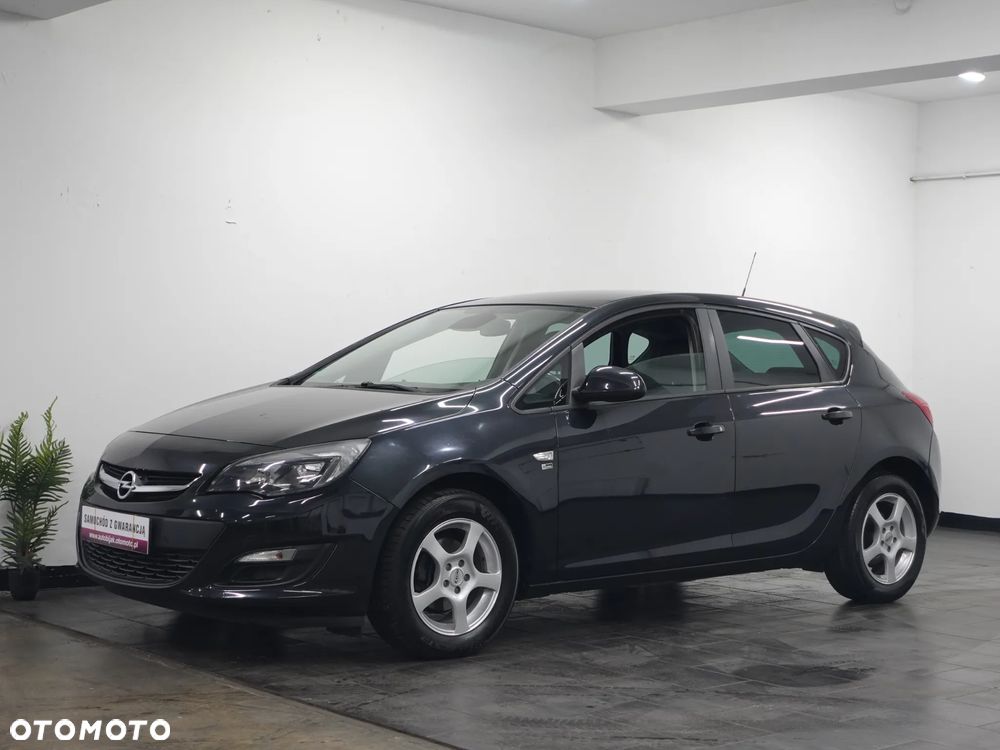 Opel Astra 1.4 150 Jahre - 4