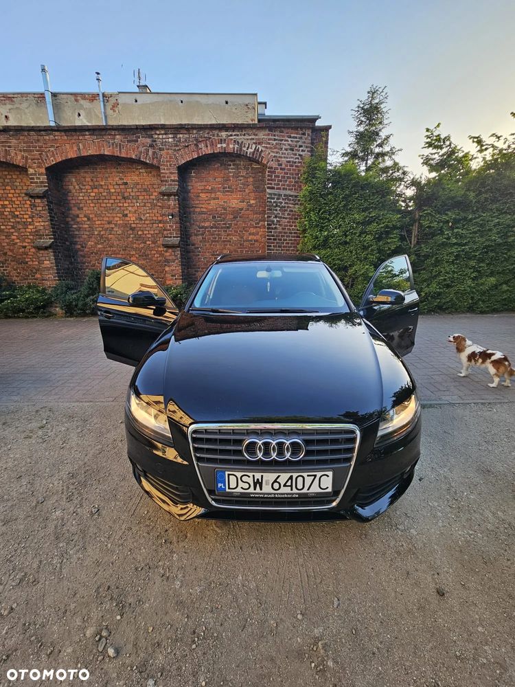Audi A4 Avant 2.0 TDI DPF Attraction - 6