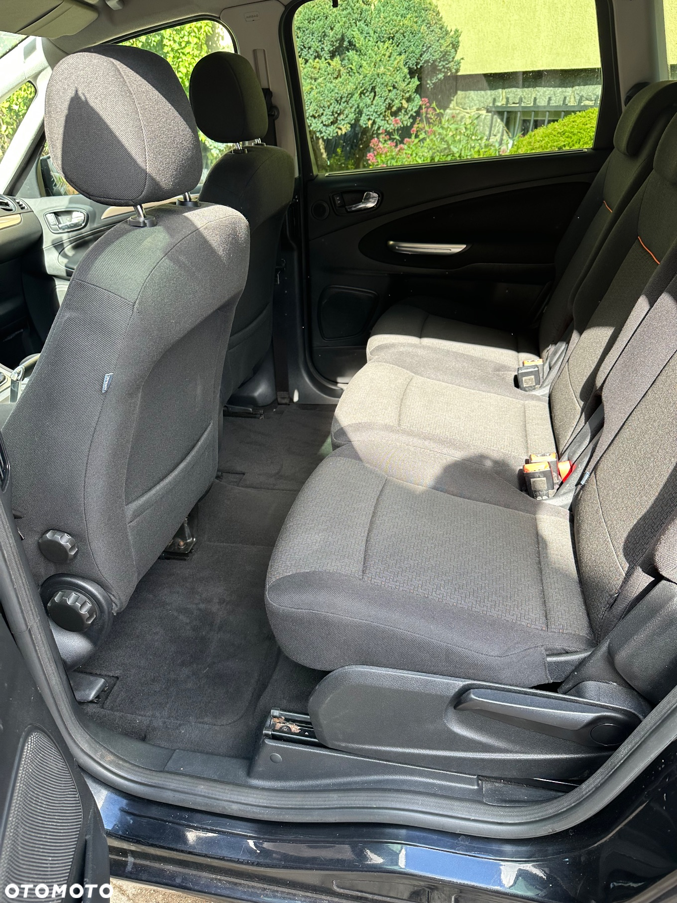 Ford S-Max 2.0 TDCi DPF Ambiente - 26