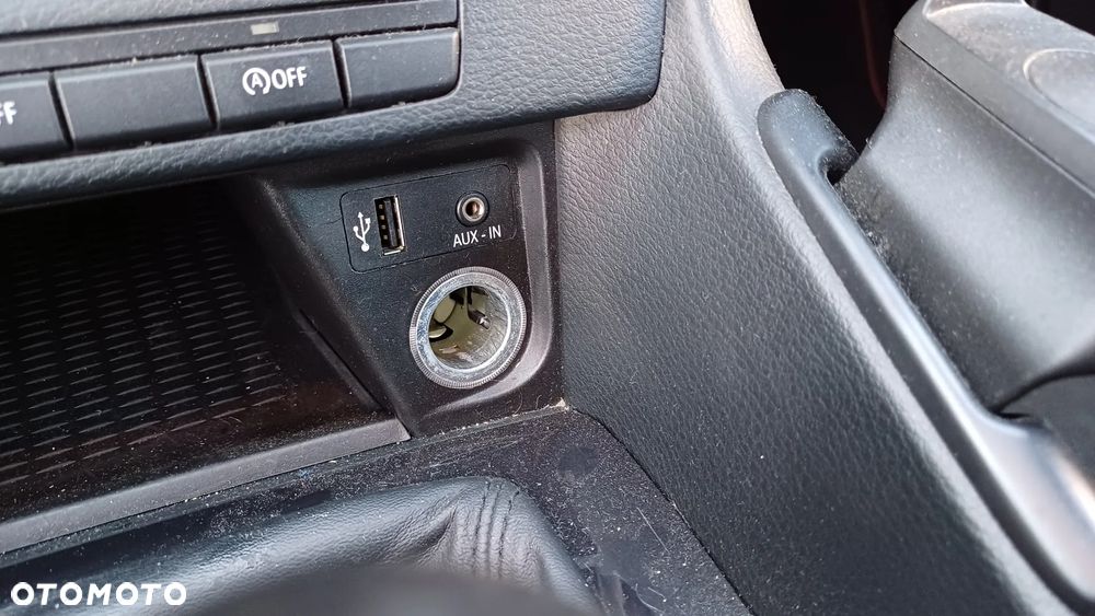 BMW X1 sDrive18d xLine - 21