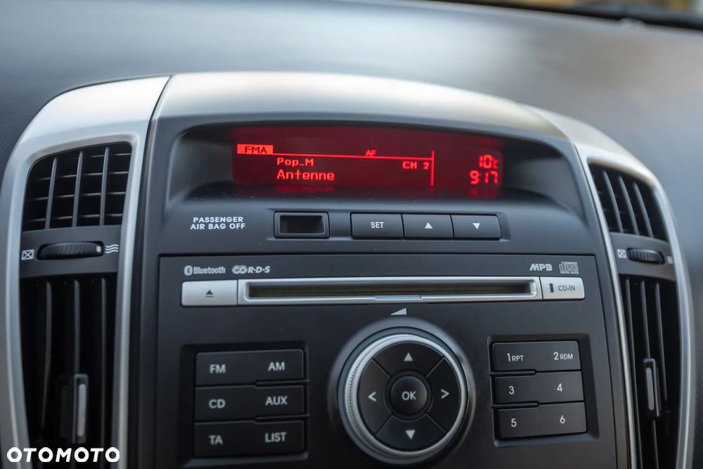 Kia Ceed - 30