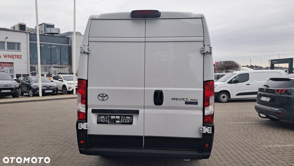 Toyota Proace MAX - 8