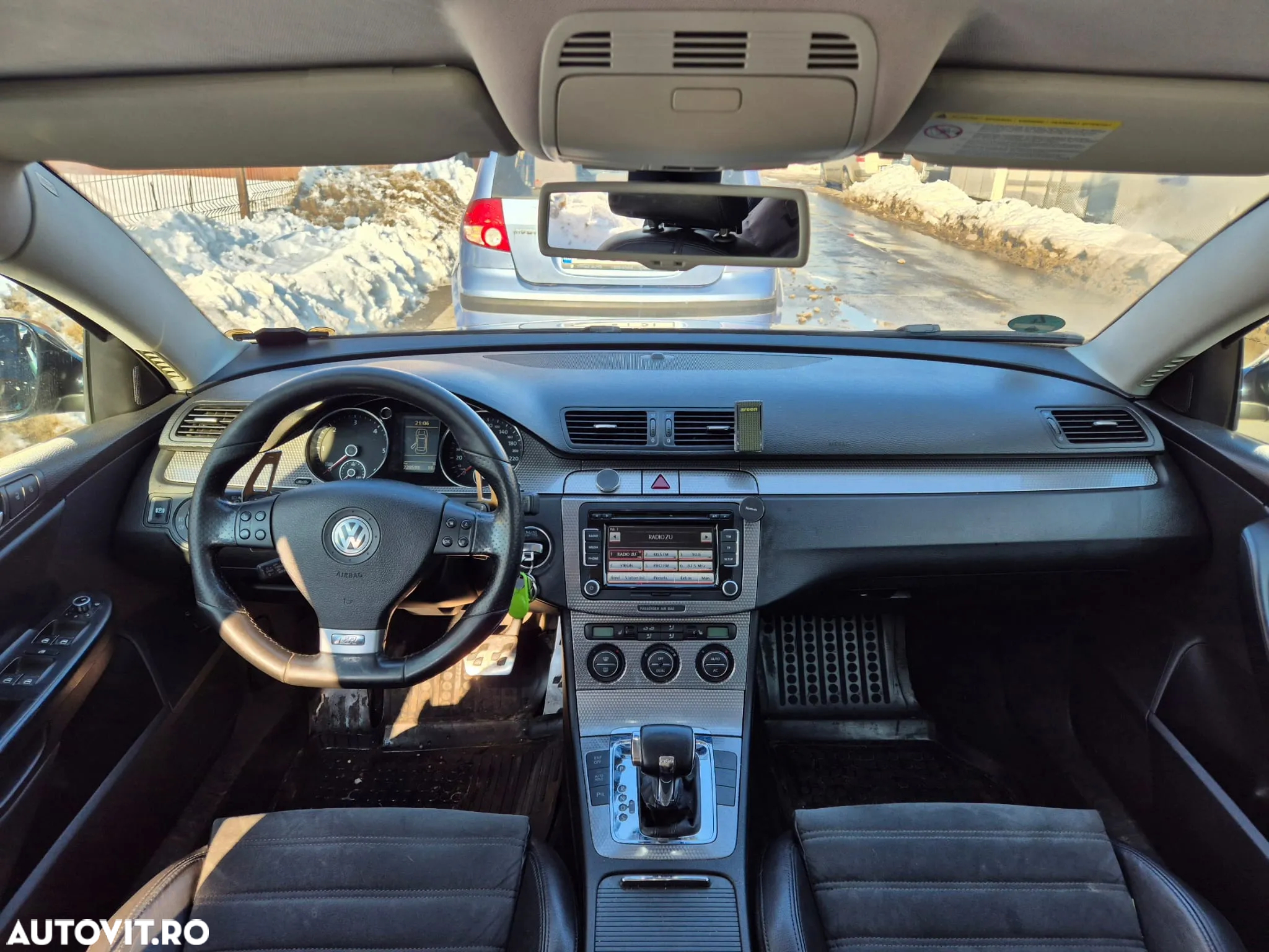 Volkswagen Passat Variant 2.0 TDI DPF DSG Highline - 8