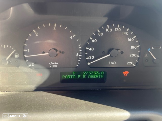 Land Rover Range Rover - 11