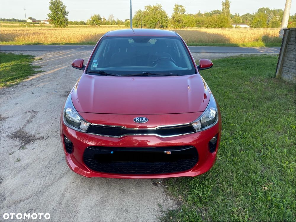 Kia Rio - 12