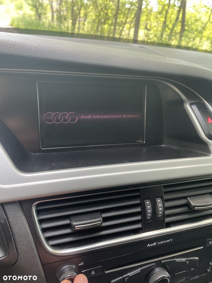 Audi A4 Limousine - 10