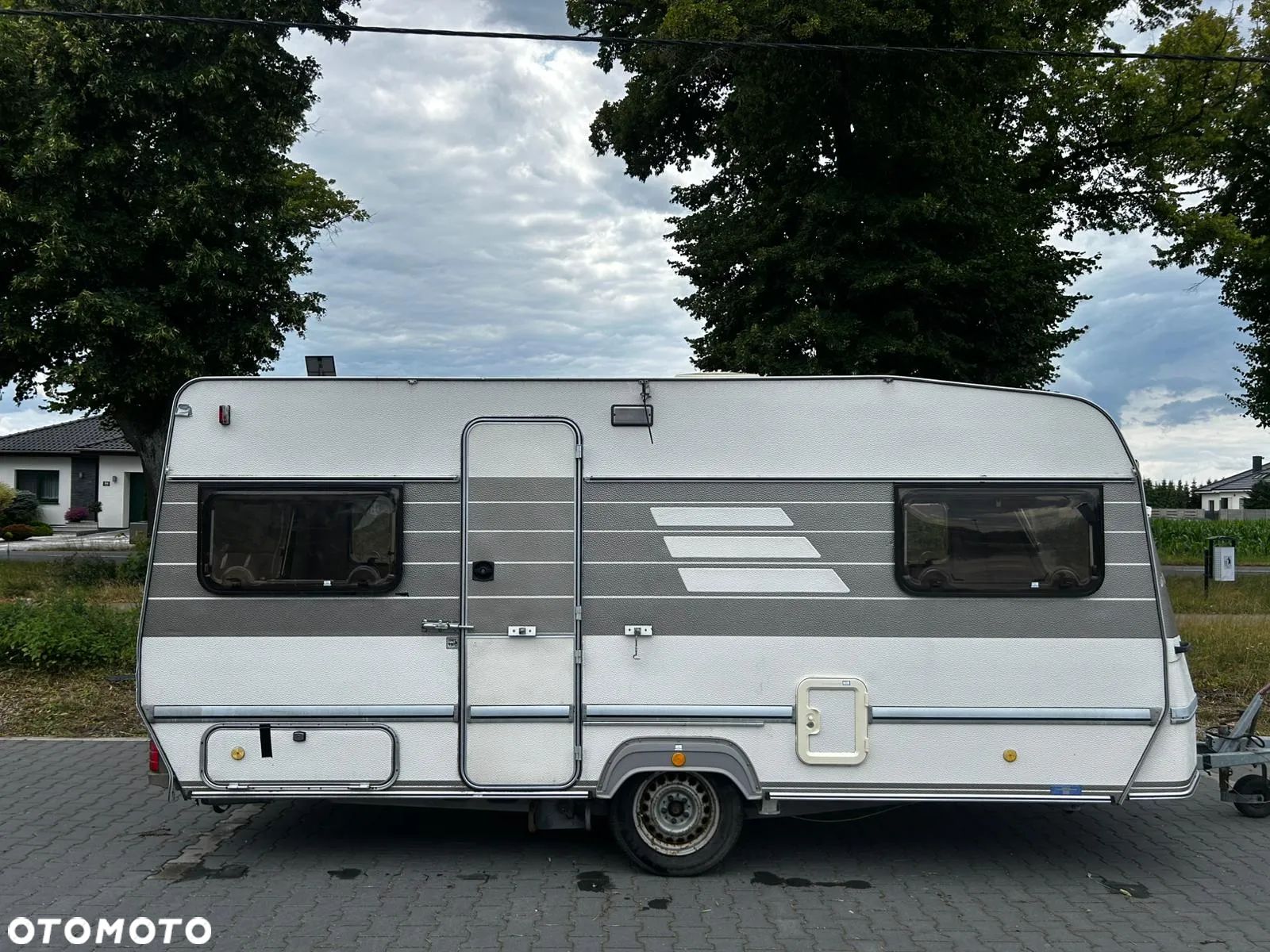 Hymer-Eriba NOVA - 1