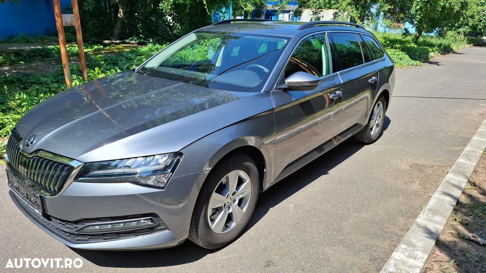 Skoda Superb 2.0 TDI DSG Ambition - 8