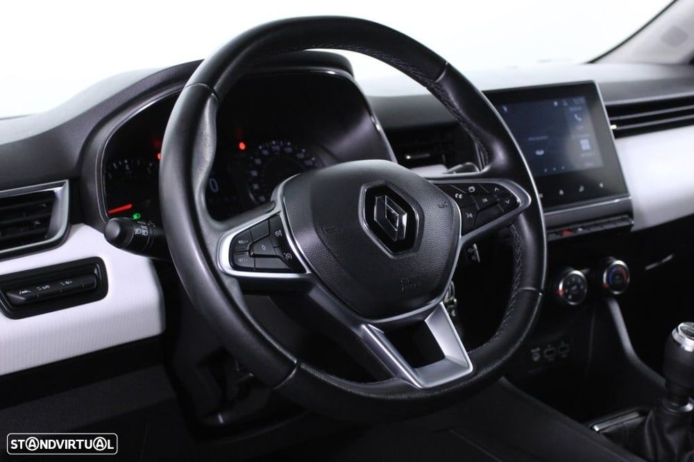 Renault Clio 1.0 TCe Evolution - 23