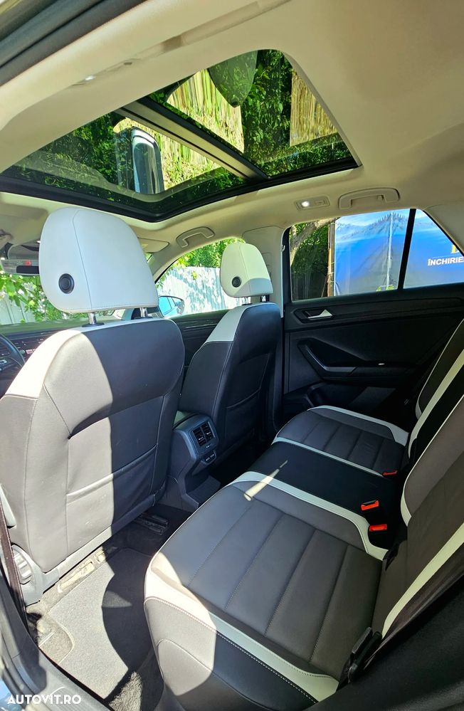 Volkswagen T-Roc - 7
