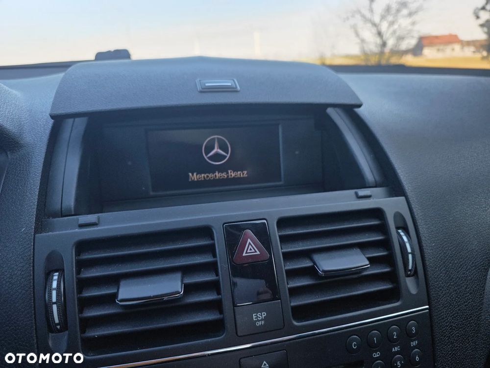 Mercedes-Benz Klasa C 200 CDI Elegance - 10