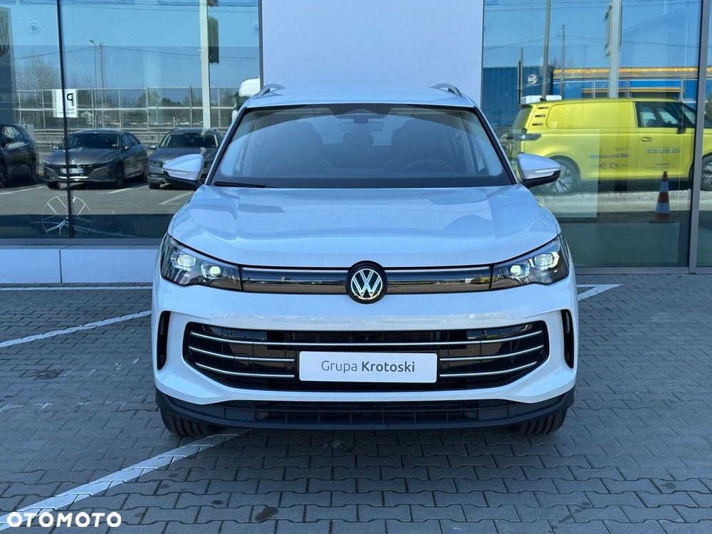 Volkswagen Tiguan - 2