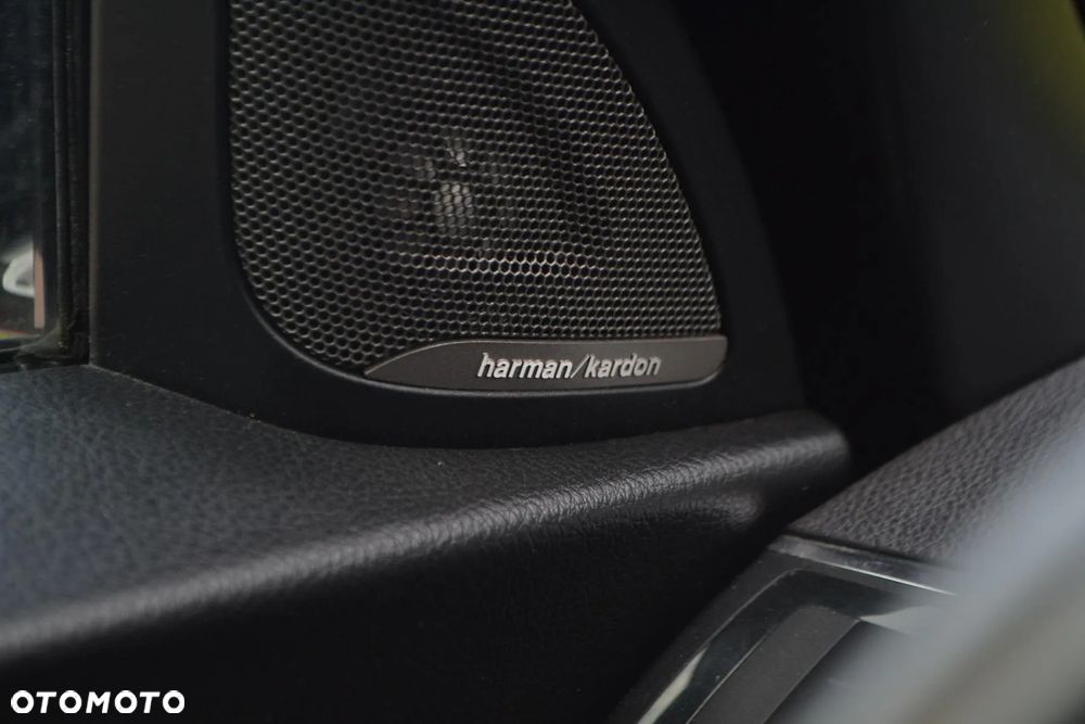 BMW Seria 2 M240i Cabrio - 30