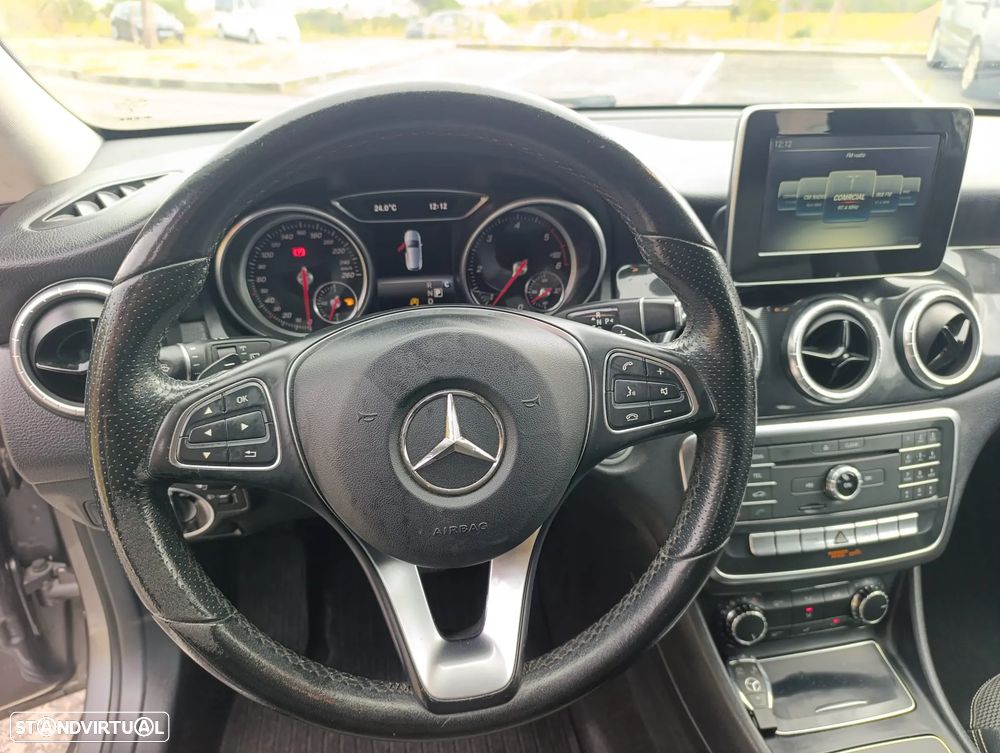 Mercedes-Benz CLA 180 d 7G-DCT Urban - 6
